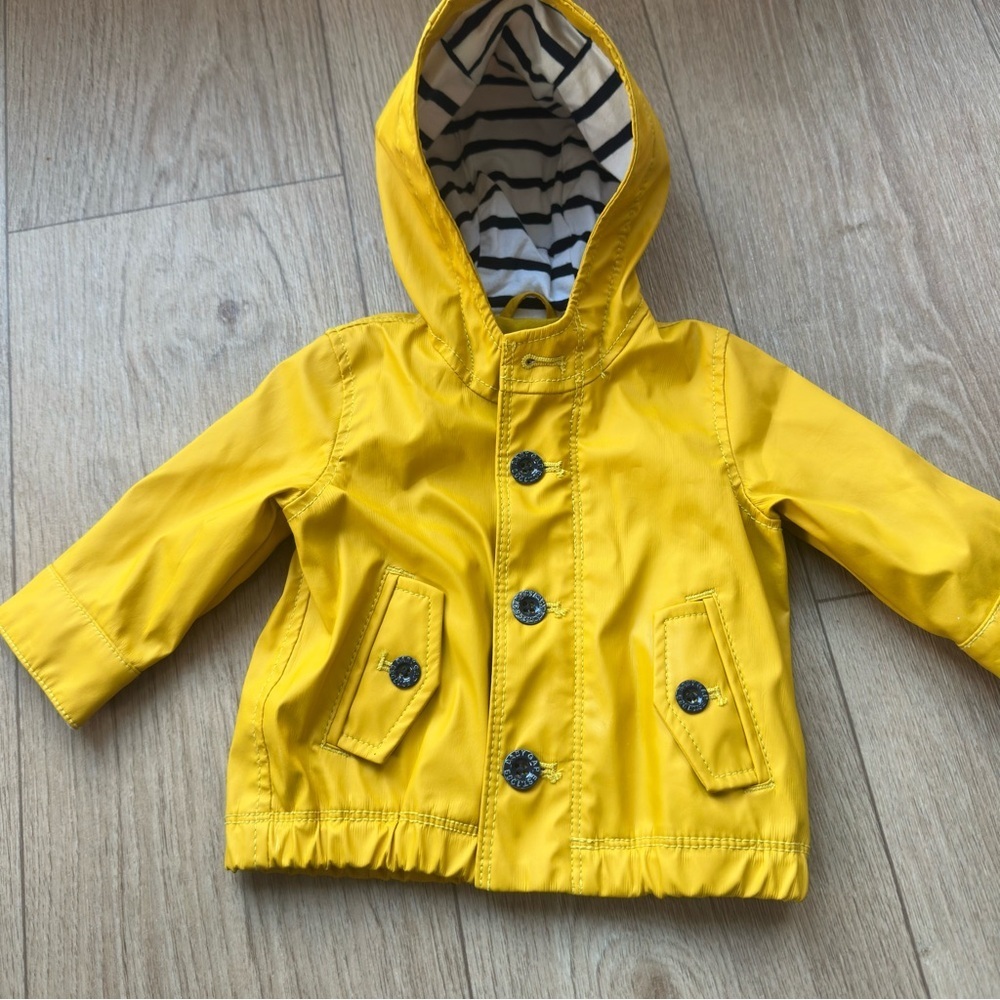 Baby Gap 0-6M Yellow Hooded Rain Jacket Waterproof Spring Coat - Picture 10 of 10